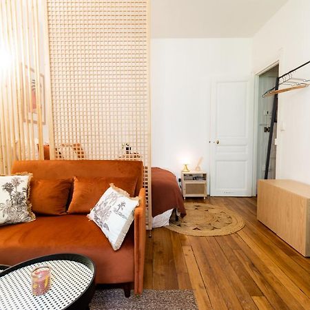 Cosy Et Comfort Studio Equipe A Clichy 5 Min Metro Exterior photo