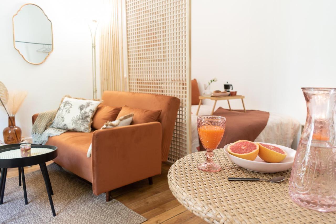 Cosy Et Comfort Studio Equipe A Clichy 5 Min Metro Exterior photo