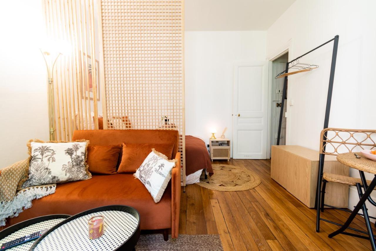 Cosy Et Comfort Studio Equipe A Clichy 5 Min Metro Exterior photo