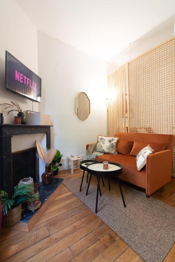 Cosy Et Comfort Studio Equipe A Clichy 5 Min Metro Exterior photo