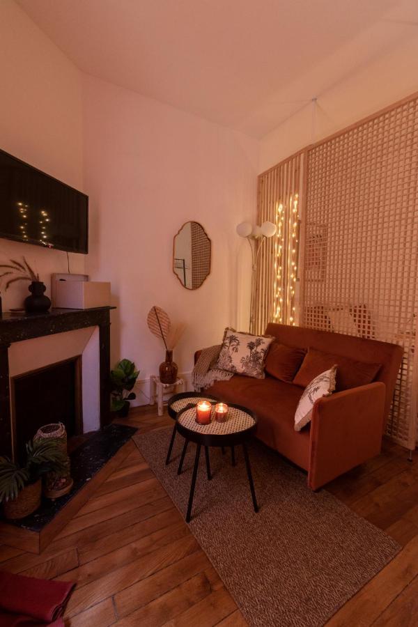 Cosy Et Comfort Studio Equipe A Clichy 5 Min Metro Exterior photo