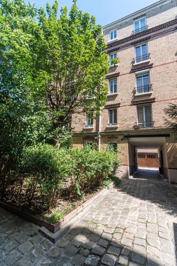 Cosy Et Comfort Studio Equipe A Clichy 5 Min Metro Exterior photo